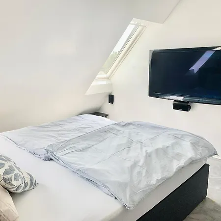 Appartement Schoene Dachgeschoss-maisonette *