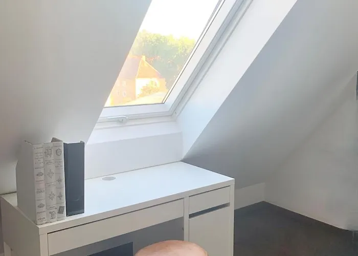 Schoene Dachgeschoss-maisonette Appartamento