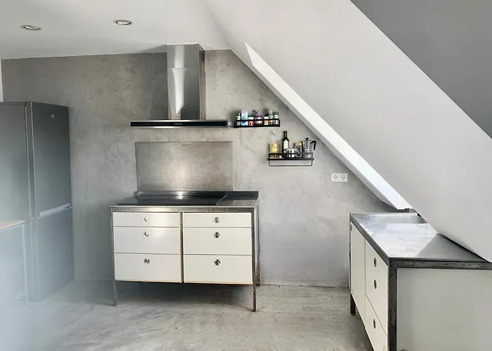Schoene Dachgeschoss-maisonette Appartamento *